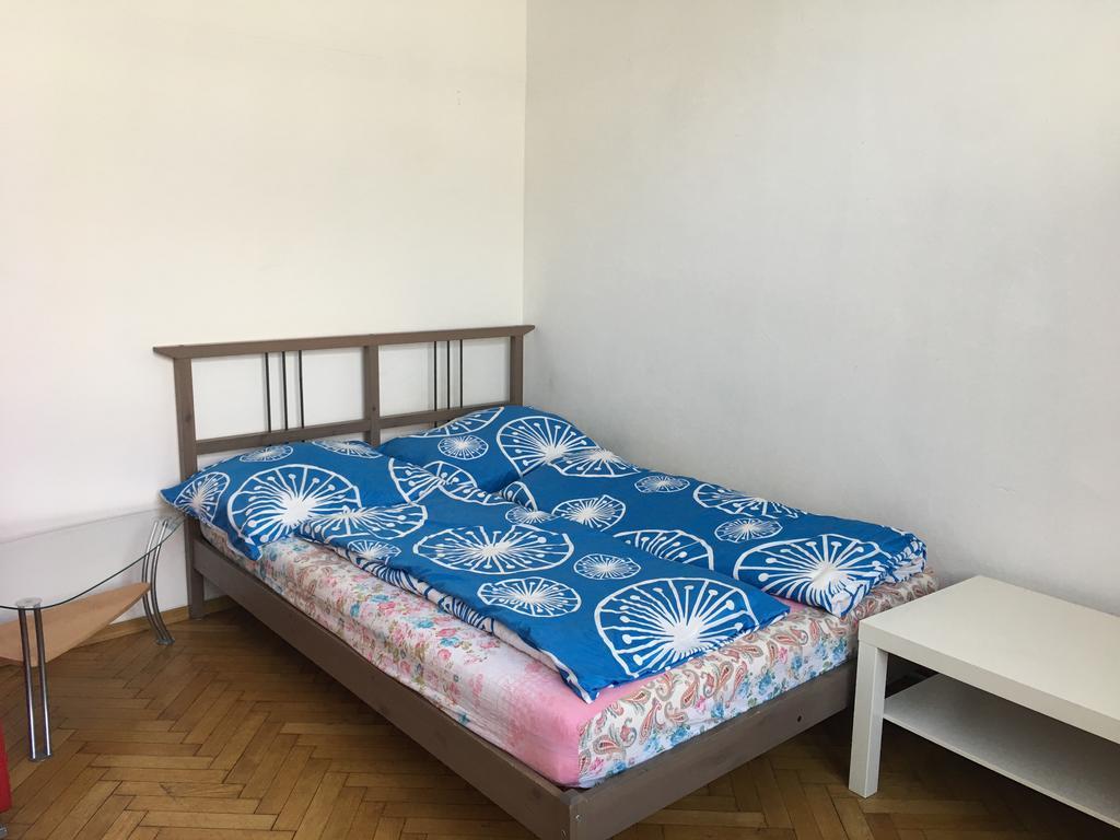 Chichilli Hostel Viena Exterior foto
